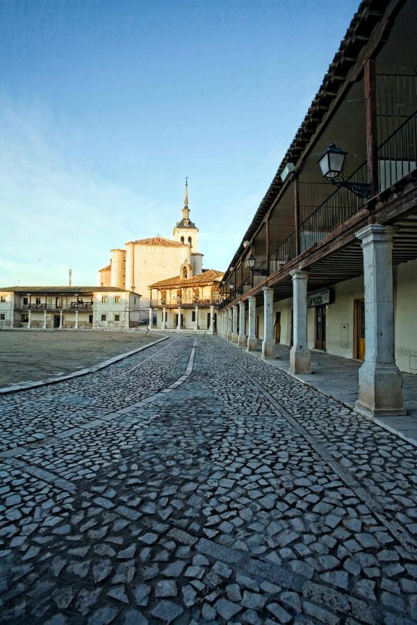 Alojamiento Colmenar De Oreja Plaza Mayor Colmenar de Oreja Exterior foto